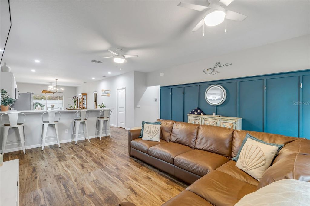 Image 9 of property listing at 3330 WILLOW OAK DRIVE, Edgewater, FL 32141