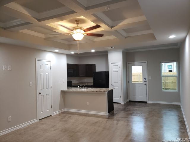 16914 Showdown Path Unit 2, Selma, TX 78154