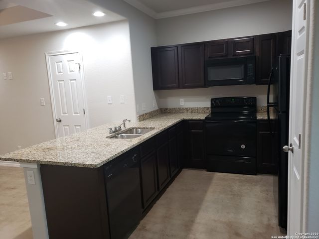 16914 Showdown Path Unit 2, Selma, TX 78154