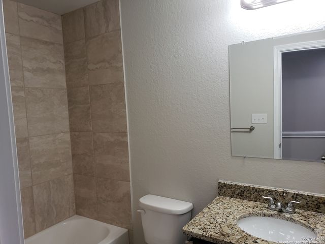 16914 Showdown Path Unit 2, Selma, TX 78154