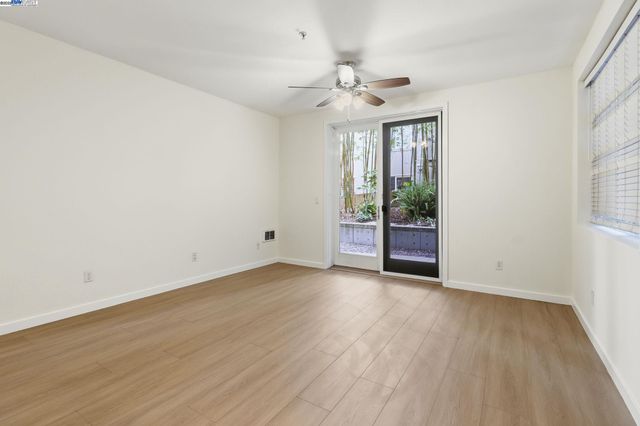 3090 Glascock Street 102, Oakland, CA 94601