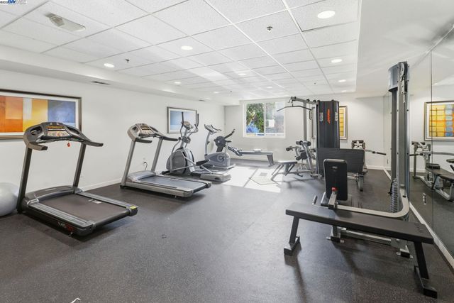 3090 Glascock Street 102, Oakland, CA 94601