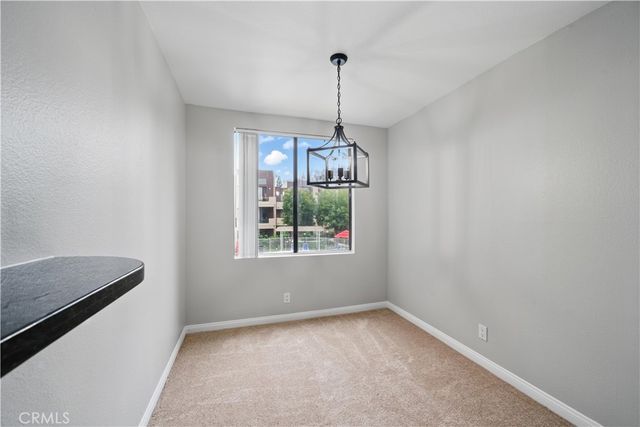 7826 Topanga Canyon Boulevard 218, Canoga Park, CA 91304