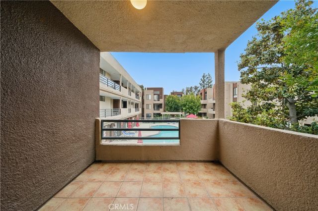 7826 Topanga Canyon Boulevard 218, Canoga Park, CA 91304