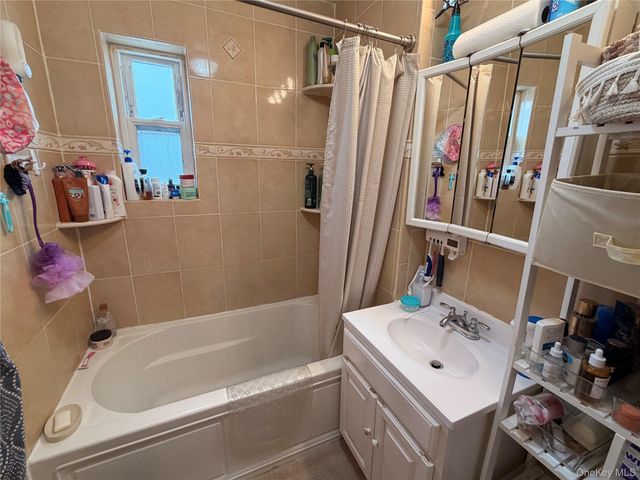 934 Balcom Avenue, Bronx, NY 10465