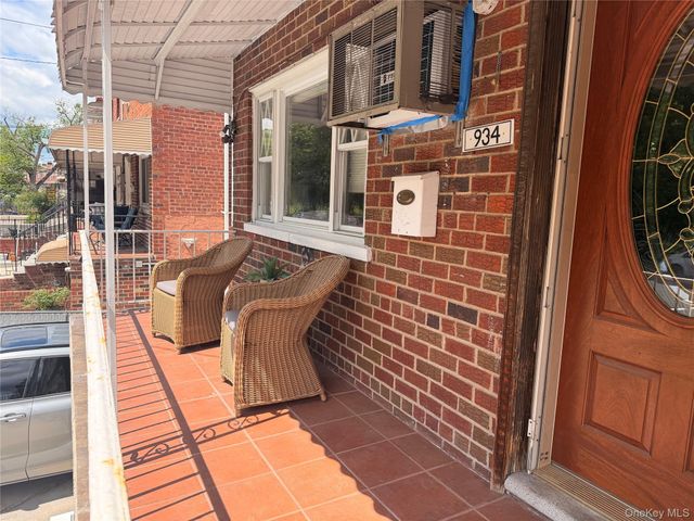 934 Balcom Avenue, Bronx, NY 10465