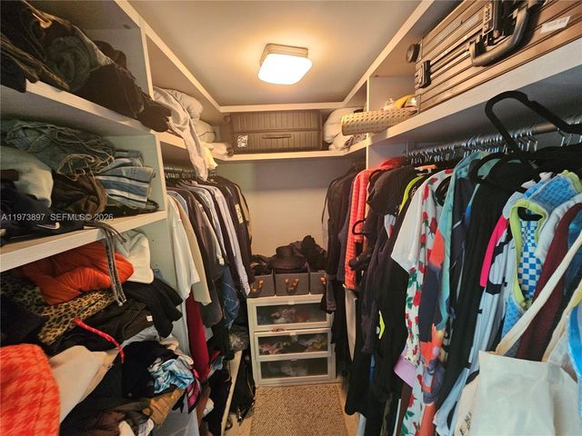 68 SE 6th St 1806, Miami, FL 33131