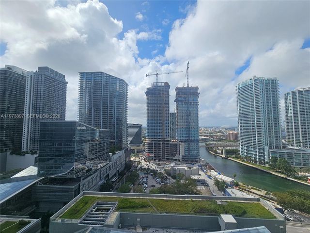 68 SE 6th St 1806, Miami, FL 33131