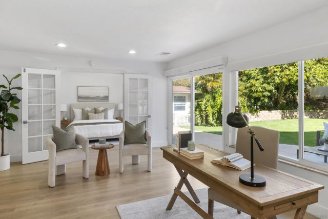 2518 Caminito La Paz, La Jolla, CA 92037