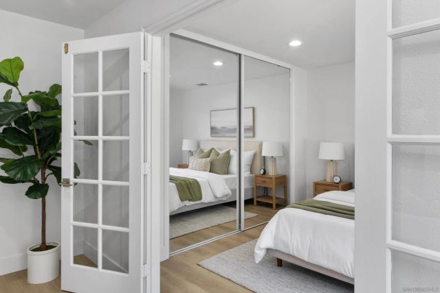 2518 Caminito La Paz, La Jolla, CA 92037