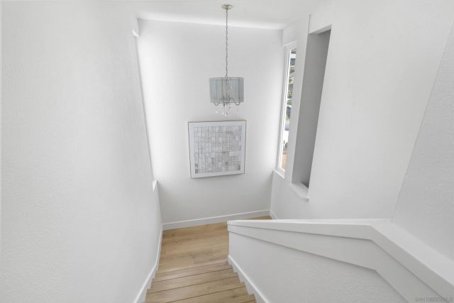 2518 Caminito La Paz, La Jolla, CA 92037