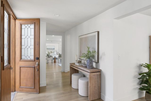 2518 Caminito La Paz, La Jolla, CA 92037