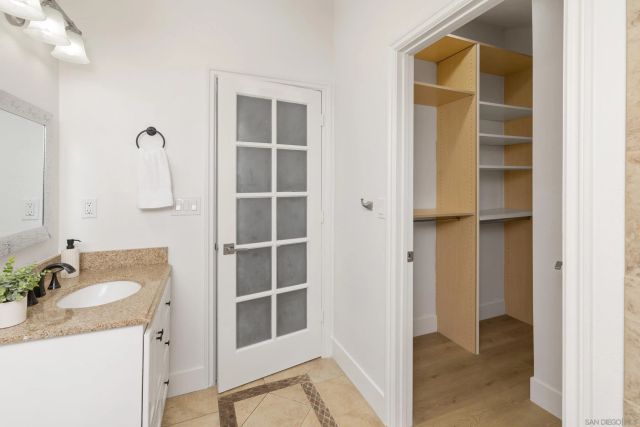 2518 Caminito La Paz, La Jolla, CA 92037