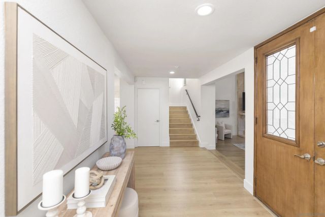 2518 Caminito La Paz, La Jolla, CA 92037