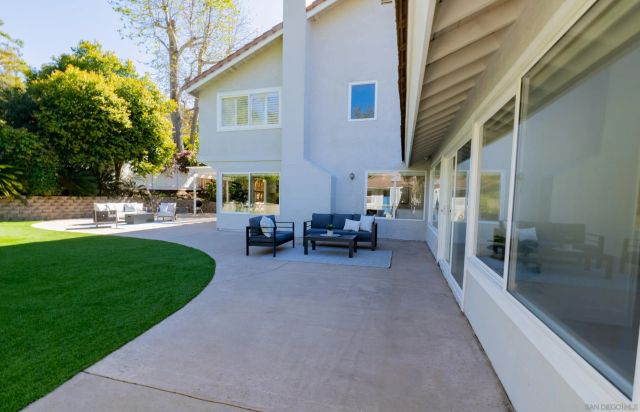 2518 Caminito La Paz, La Jolla, CA 92037