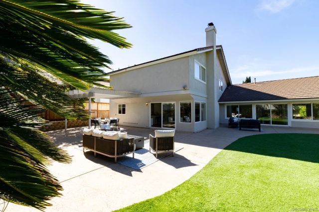 2518 Caminito La Paz, La Jolla, CA 92037