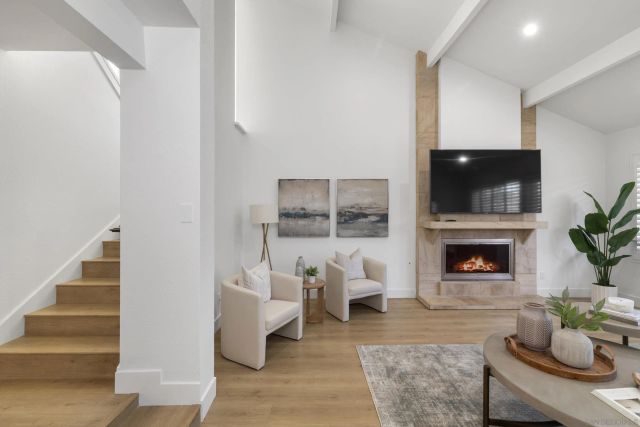 2518 Caminito La Paz, La Jolla, CA 92037