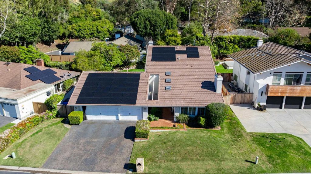 2518 Caminito La Paz, La Jolla, CA 92037