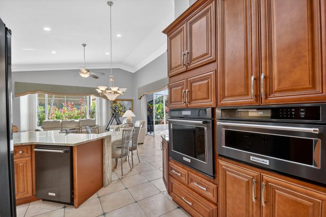 5398 Landon Circle, Boynton Beach, FL 33437