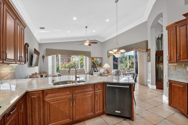 5398 Landon Circle, Boynton Beach, FL 33437