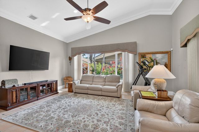 5398 Landon Circle, Boynton Beach, FL 33437