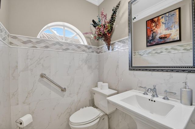 5398 Landon Circle, Boynton Beach, FL 33437