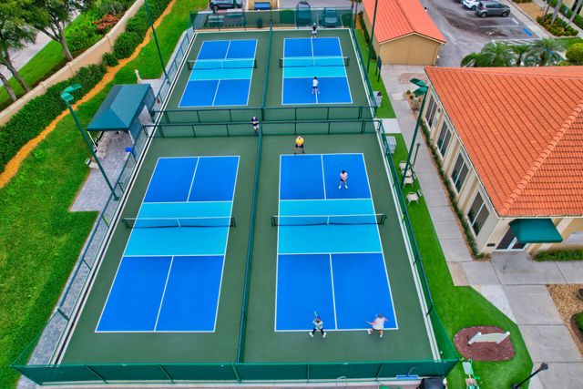 5398 Landon Circle, Boynton Beach, FL 33437