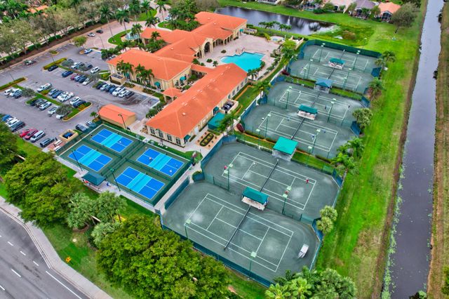 5398 Landon Circle, Boynton Beach, FL 33437