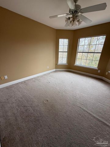 7416 San Ramon Dr, Milton, FL 32583