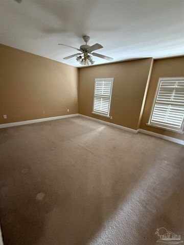 7416 San Ramon Dr, Milton, FL 32583