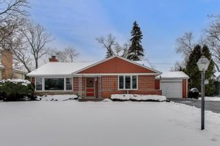 2537 Pick Drive, Glenview, IL 60025