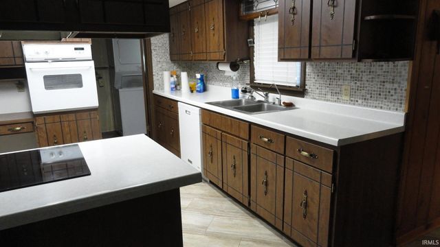 867 N CR Road 900 W Common, Richland, IN 47634