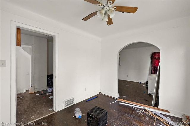 12047 Robson Street, Detroit, MI 48227