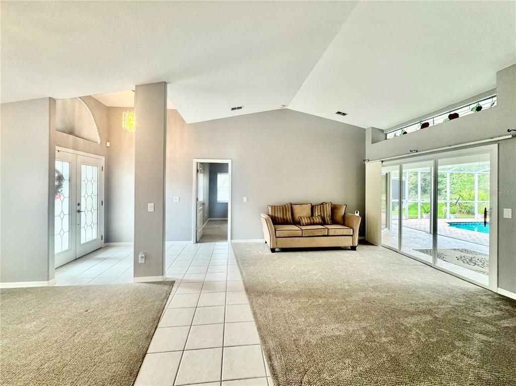 Image 10 of property listing at 10 EUPHORBIA COURT, Homosassa, FL 34446