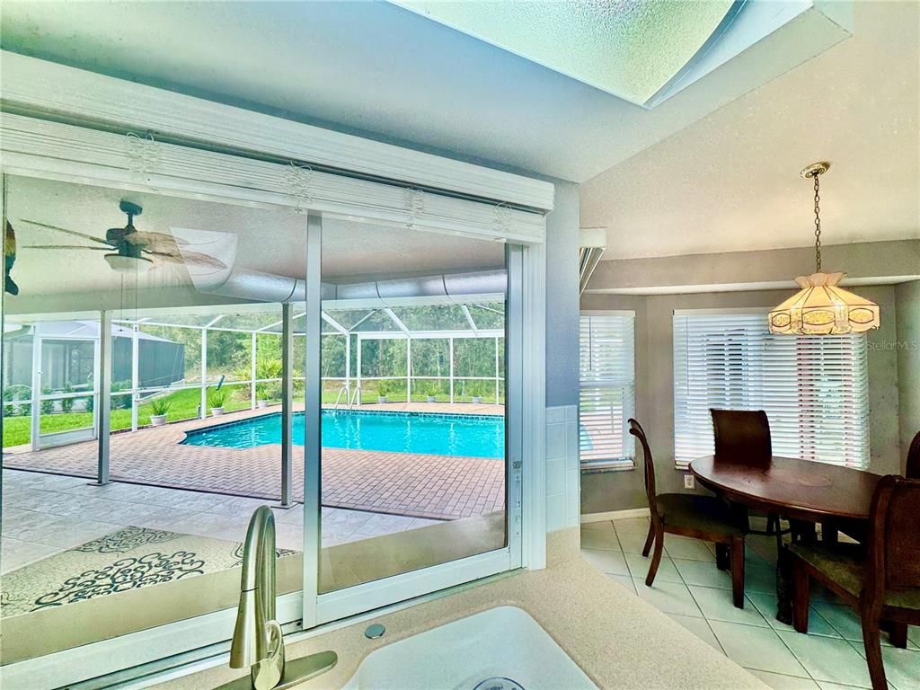 Image 23 of property listing at 10 EUPHORBIA COURT, Homosassa, FL 34446