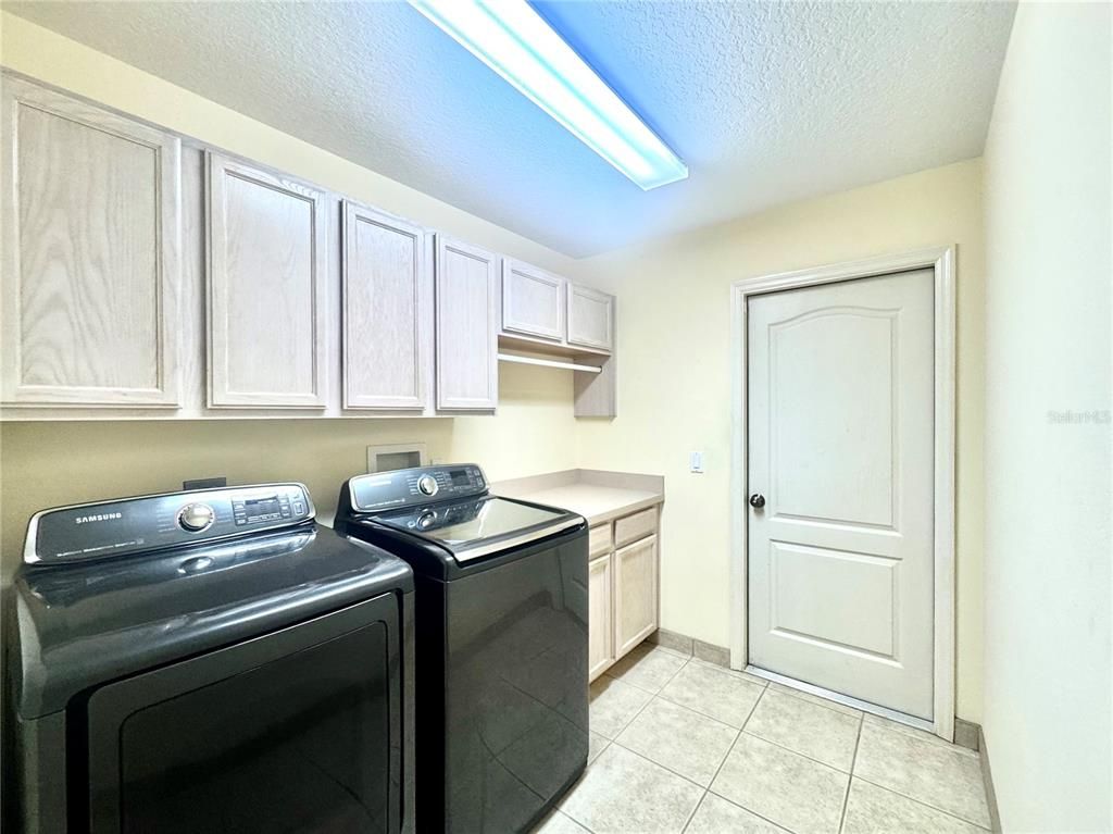 Image 31 of property listing at 10 EUPHORBIA COURT, Homosassa, FL 34446
