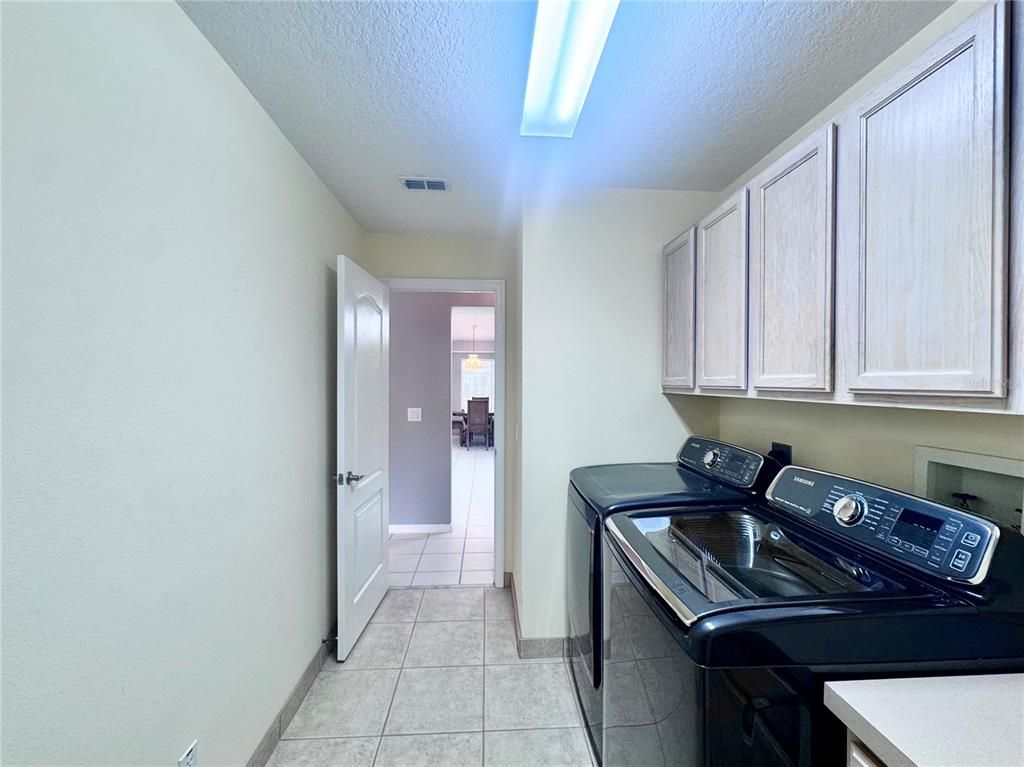 Image 32 of property listing at 10 EUPHORBIA COURT, Homosassa, FL 34446