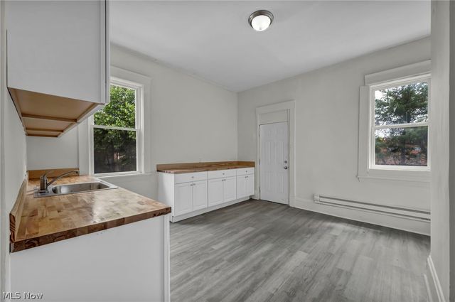 2609 Mapledale Avenue, Cleveland, OH 44109