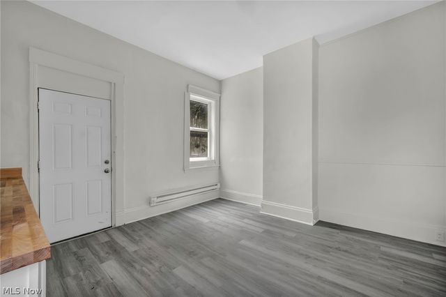 2609 Mapledale Avenue, Cleveland, OH 44109
