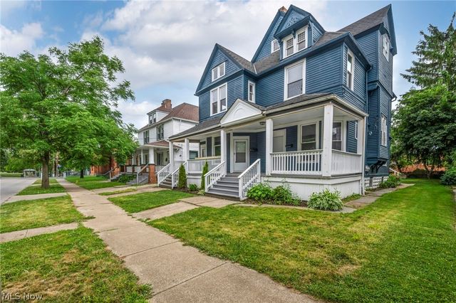 2609 Mapledale Avenue, Cleveland, OH 44109