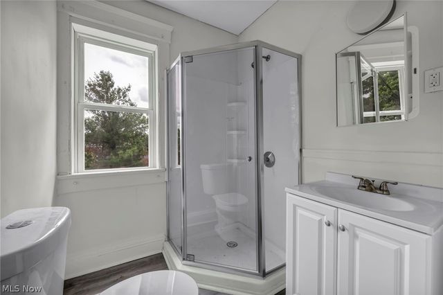 2609 Mapledale Avenue, Cleveland, OH 44109