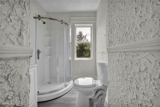 2609 Mapledale Avenue, Cleveland, OH 44109