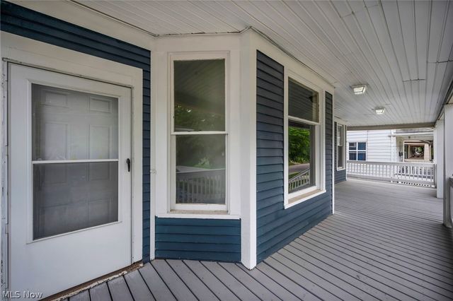 2609 Mapledale Avenue, Cleveland, OH 44109