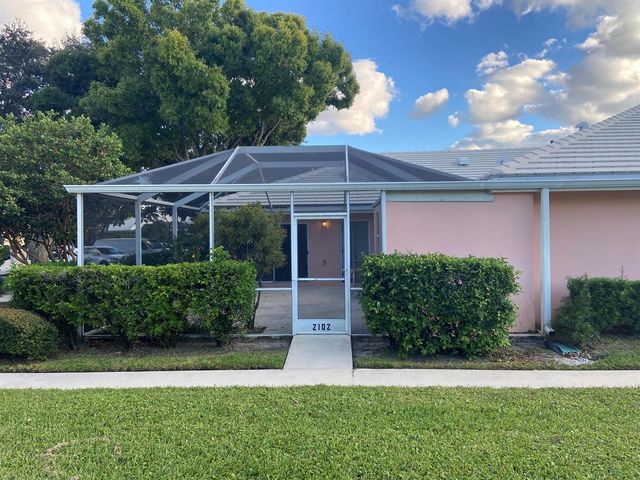 2102 Appleton Court, Palm Beach Gardens, FL 33403