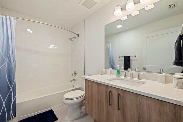415 ISLAND WAY 502, Clearwater Beach, FL 33767