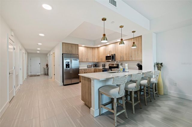 415 ISLAND WAY 502, Clearwater Beach, FL 33767
