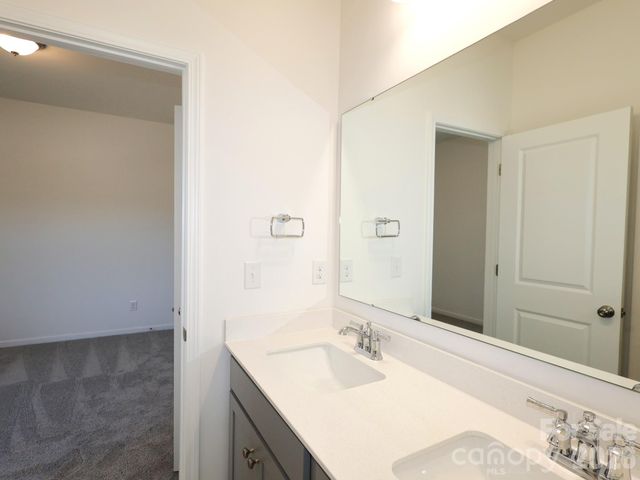 1727 Boulder Ridge Drive, Gastonia, NC 28052
