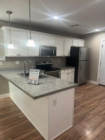 136 N 88th Street, Mesa, AZ 85207