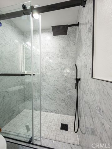 1944 Glendon 209, Los Angeles, CA 90025