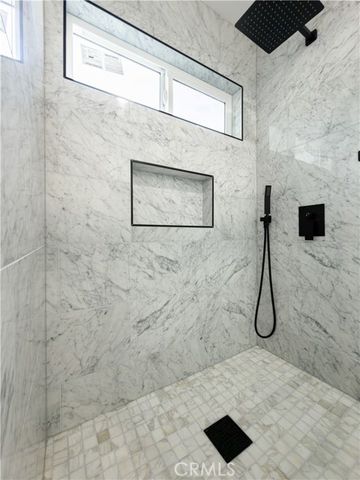 1944 Glendon 209, Los Angeles, CA 90025